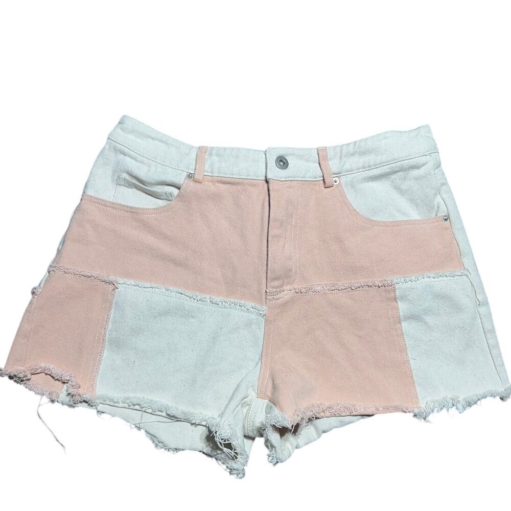 New'M Two toned denim shorts peach and cream color